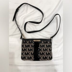 Michael Kors Crossbody